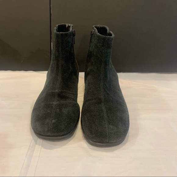 aerosoles crosswalk suede ankle booties